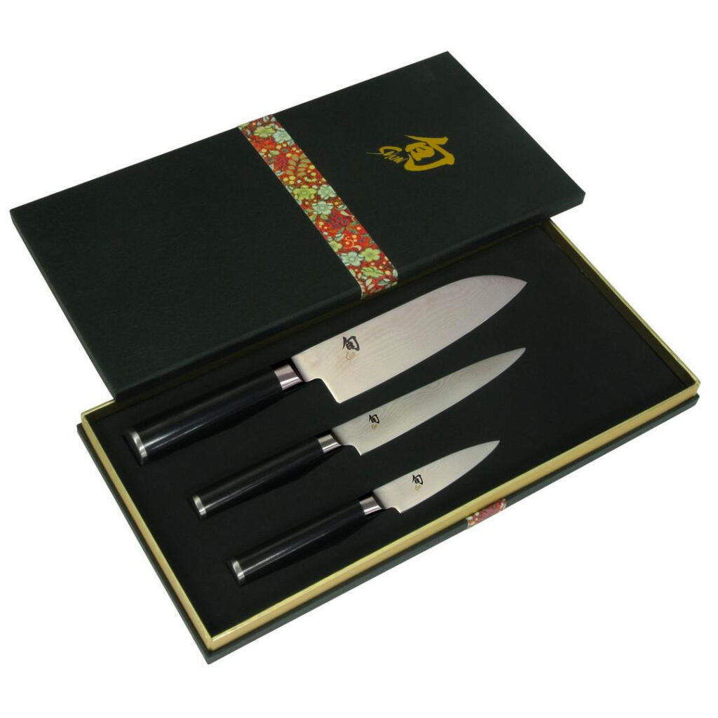 Shun Classic 3 Piece Knife Set, 18cm Santoku+ 15cm Utility + 9cm Pairing